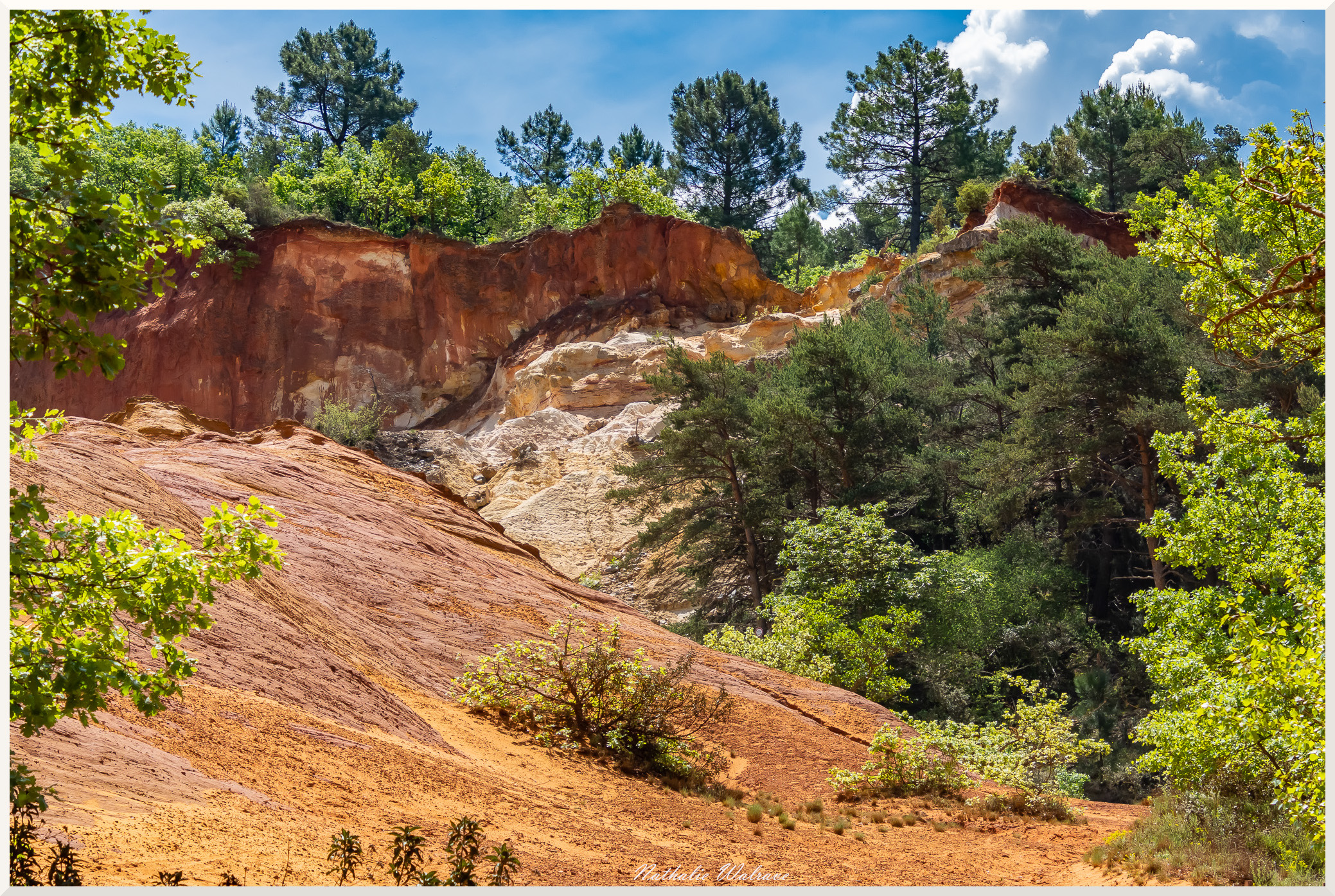 photo du Colorado Provencal et ses terres ocres