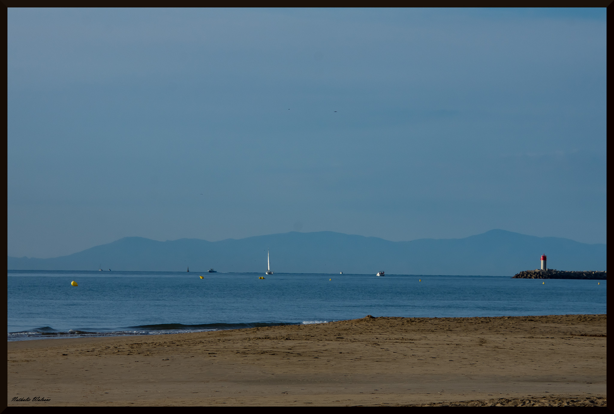 lever de soleil sur la plage de la Mateille à Gruissan